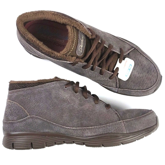Skechers Seagerhome Team Laceup Bootie 